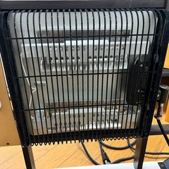 こたつテーブル（動作品）白　正方形の画像