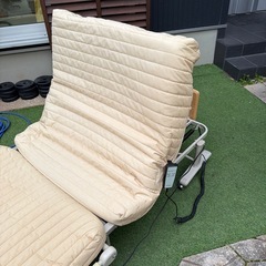 電動リクライニング折りたたみベッド キャスター付 介護ベッド動作確認済の画像