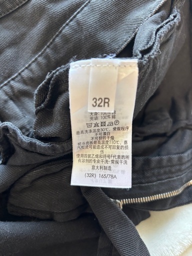 ★定価5万以上！美品　ダンヒル　パンツ　ジーンズ　ブラック　32R★