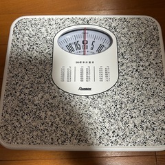 【無料】加湿器、体重計※引取限定の画像