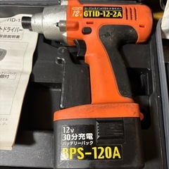 インパクトドライバー2セットの画像