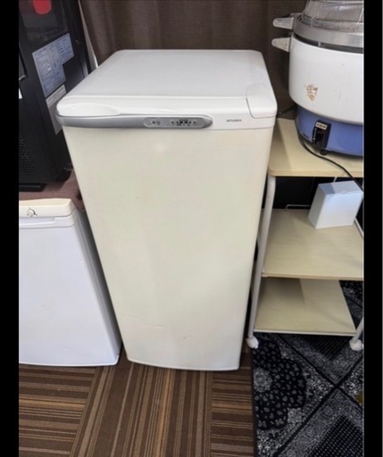 三菱 冷凍庫 122L MF-U12E-W 大容量ストッカー 業務用にもおすすめ 