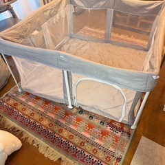 折り畳みベビーサークル　正方形　120✖️120 H66の画像