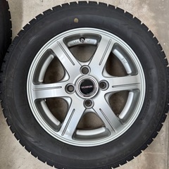 13インチホイールスタッドレスセットの画像