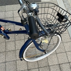 20インチ子供用自転車　紺色の画像