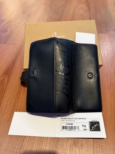 Christian Louboutin Paloma Wallet ブラック
