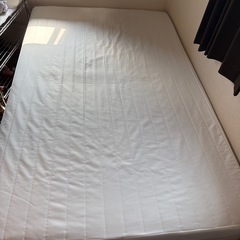 無印セミダブルマットレス(脚付き)の画像