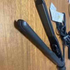 サロニア　ヘアアイロンの画像