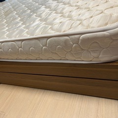 セミダブルベッド　マットレスセットの画像