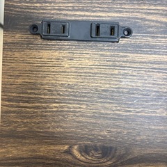 コンセント付きデスク90cmの画像