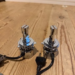 早い者勝ち‼️約1年使用　HID屋 Qシリーズ　H4バルブ　中古　箱無しの画像