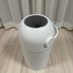 pigeon  ステール　おむつ用ゴミ箱の画像