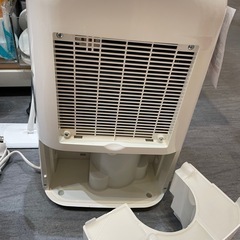 【除湿機】【アイリスオーヤマ】クリーニング済み【管理番号0329】野の画像