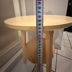 《あげます》丸型サイドテーブルの画像