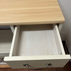 早い者勝ち！キッチンカウンター　食器棚の画像