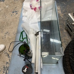 スリム アクアリウム 水槽スターターキットの画像