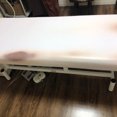 昇降ベッドの画像