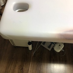 昇降ベッドの画像