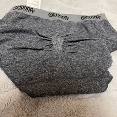 OUTDOOR　スポーツブラ　ショーツセット　Lサイスの画像