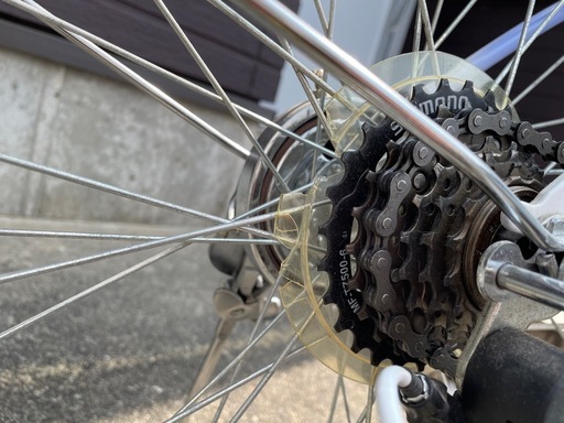 新潟市内　GRAPHIS 子供用自転車 24インチ ライト　折りたたみ　女の子