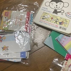 便箋、メモ帳、シールなどの画像