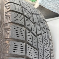 スタッドレスタイヤの画像