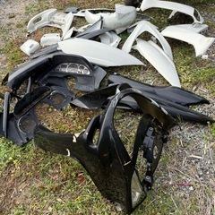 マジェスティー250 sg03j 外装フルセット　無料
の画像