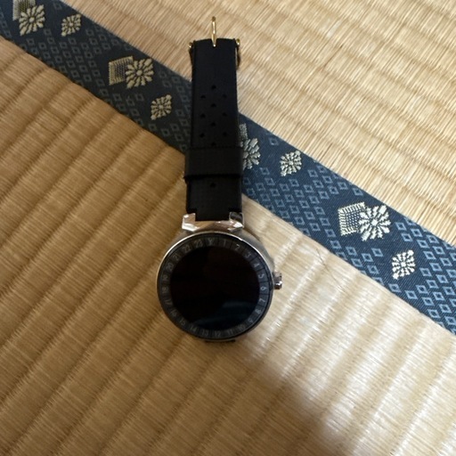 
Louis Vuitton タンブールホライゾン V1