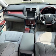 200系クラウンロイヤル｜ディーラー整備・新品交換多数｜禁煙車｜車検約1年｜修復歴なし｜警告灯なし｜即引き渡し可能｜大切に維持してきた1台の画像