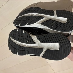 ニューバランス　スニーカー　27.5の画像