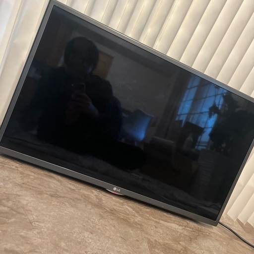 LG テレビ　32型　2016年製※足なし