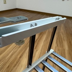 伸縮　棚掛け水切りラックの画像