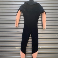 ウェットスーツ　セミドライの画像