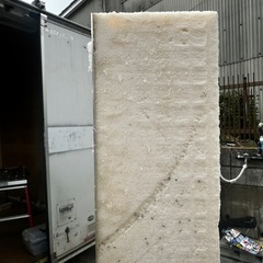 コンテナ アルミ版？ レール の画像