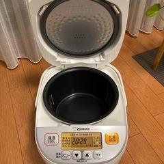 象印マイコン炊飯ジャーNL-DS10型の画像