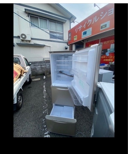 NO B974?福岡市内配送設置無料✨?SJ-W352D-N 冷蔵庫 ゴールド [350L /3ドア /左右開きタイプ]