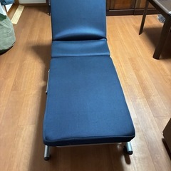 折りたたみベットの画像