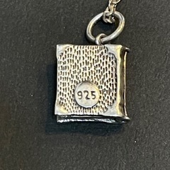 シルバー925 ネックレス My Love Story 本モチーフ ペンダント 48cm 925刻印あり アクセサリー シルバー の画像