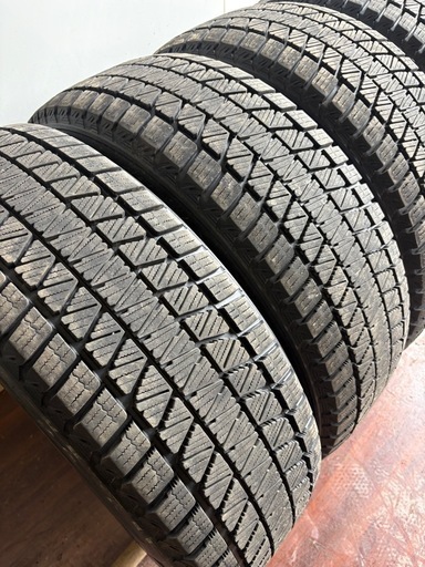 225/60/18冬DM-V3
