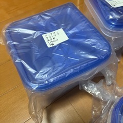 コストコ用品タッパーの画像