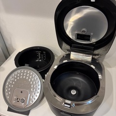 炊飯器 SHARP 5.5合炊き ブラックの画像