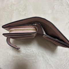 マイケルコース二つ折財布の画像