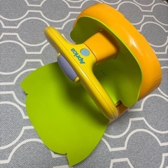 アップリカ　お風呂用ベビーチェアの画像