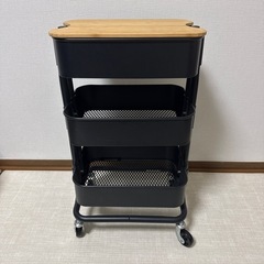 【引越しのため4/11まで】IKEA 蓋付きワゴンの画像