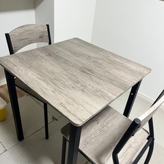 ダイニングテーブル、チェア、椅子の画像