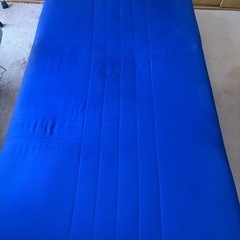 ソファーベッドの画像