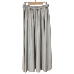 【Ｌ】grove フェイクレザータックフレアロングスカート グレージュの画像