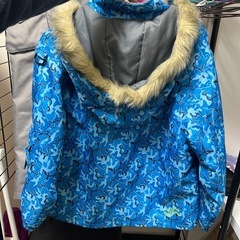 子供スキーウェアの画像