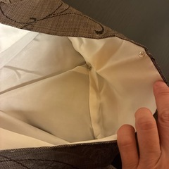 しつけ付き　未使用　本場大島紬　泥染　しつけ付き　未使用　本場大島紬　泥染　カタス式9マルキ　唐草と鮮やかな花の画像