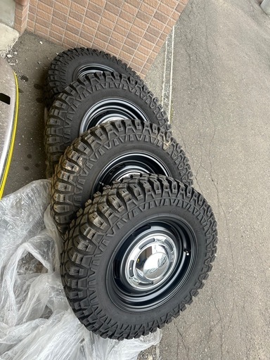 ジムニー等に！クリムソン (CRIMSON) ディーン クロスカントリー   マキシス(MAXXIS)クリーピークローラー